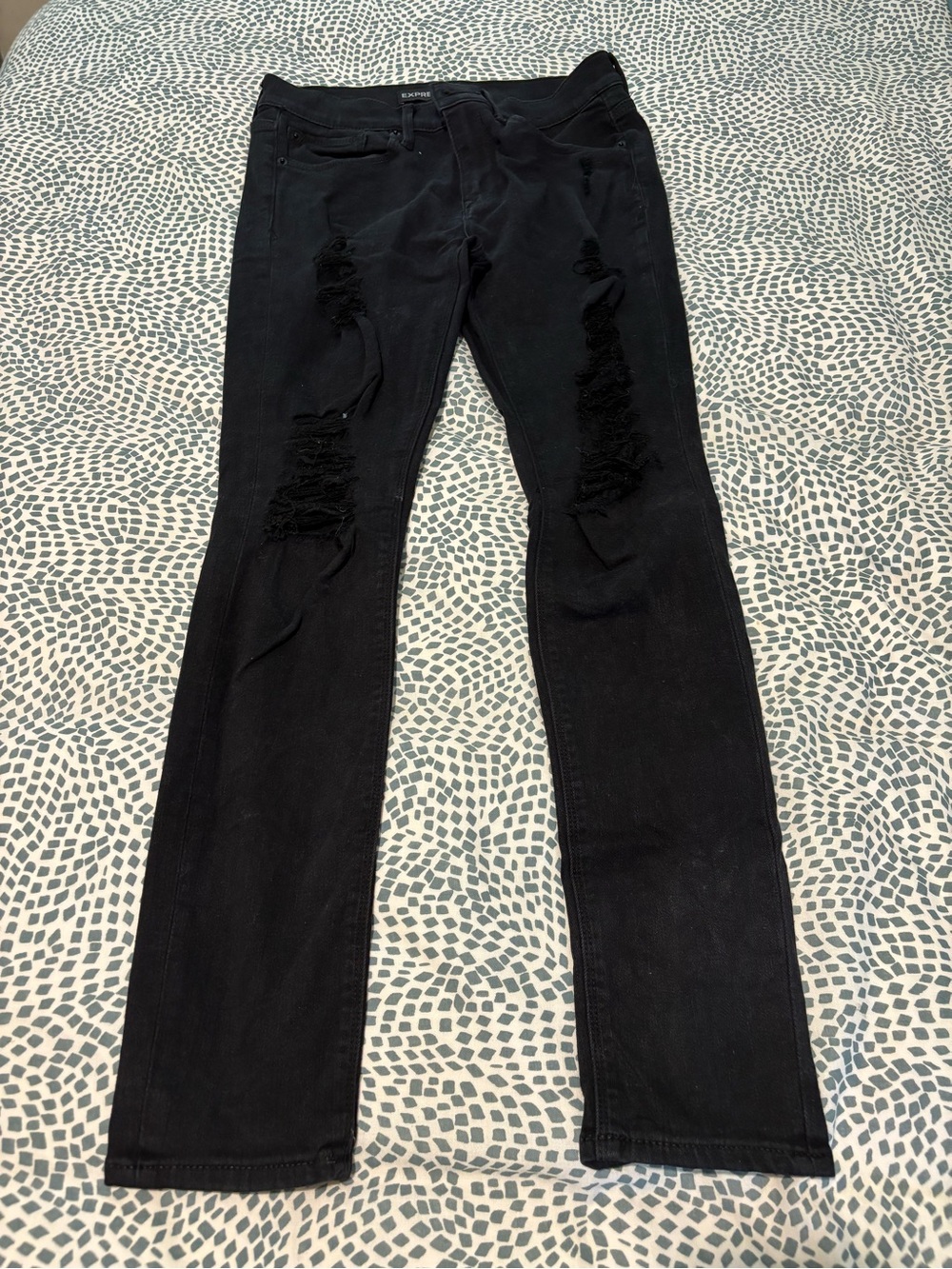 Black Distressed Women's Jeans